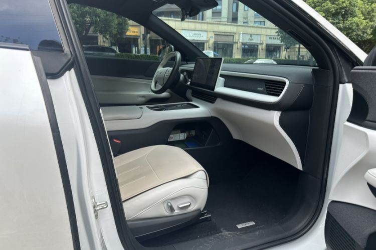Used XPeng G6 2023 755 Ultra-Long Range Max Right Front Seat