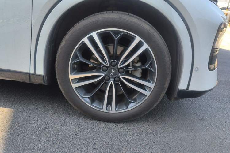 Used XPeng G6 2023 755 Ultra-Long Range Pro Right Front Wheel Hub