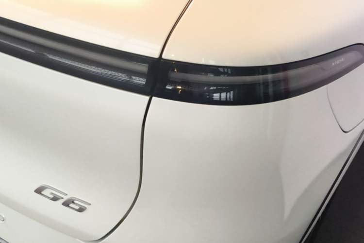 Used XPeng G6 2023 580 Long-Range Pro Right Rear Taillight