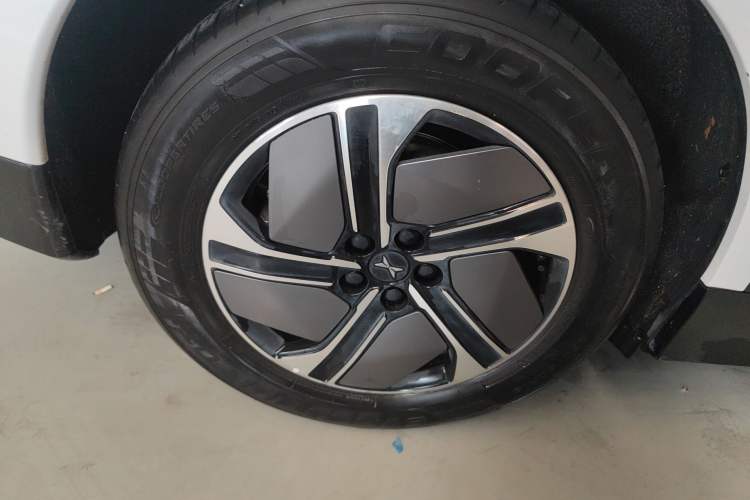 Used XPeng G6 2023 580 Long-Range Max Right Rear Wheel Hub