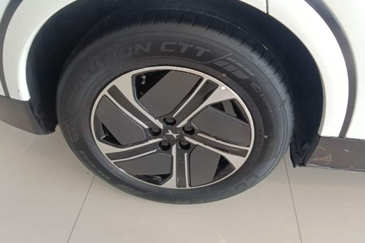 Used XPeng G6 2023 580 Long-Range Pro Right Rear Wheel Hub