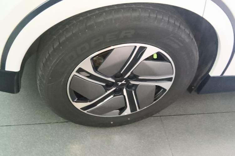 Used XPeng G6 2023 580 Long-Range Pro Right Rear Wheel Hub