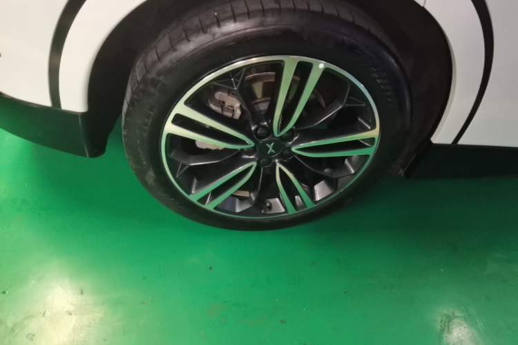 Used XPeng G6 2023 580 Long-Range Pro Right Rear Wheel Hub