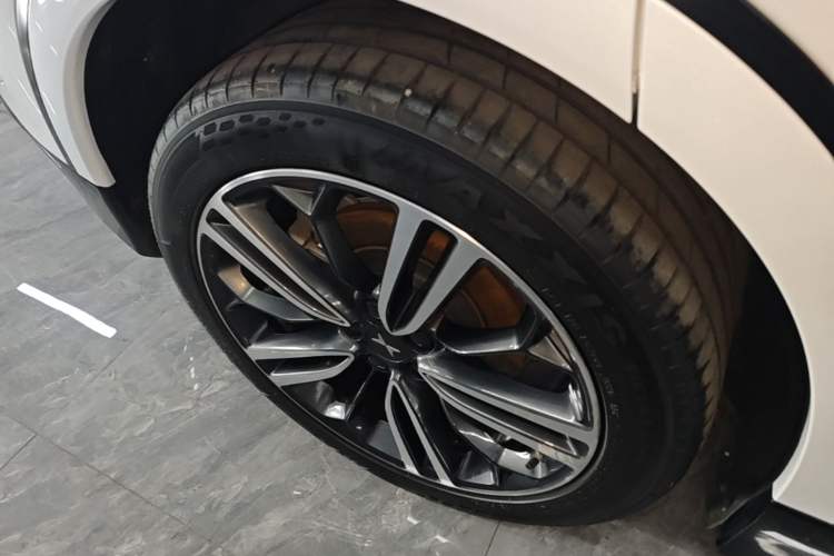 Used XPeng G6 2023 580 Long-Range Max Right Rear Wheel Hub