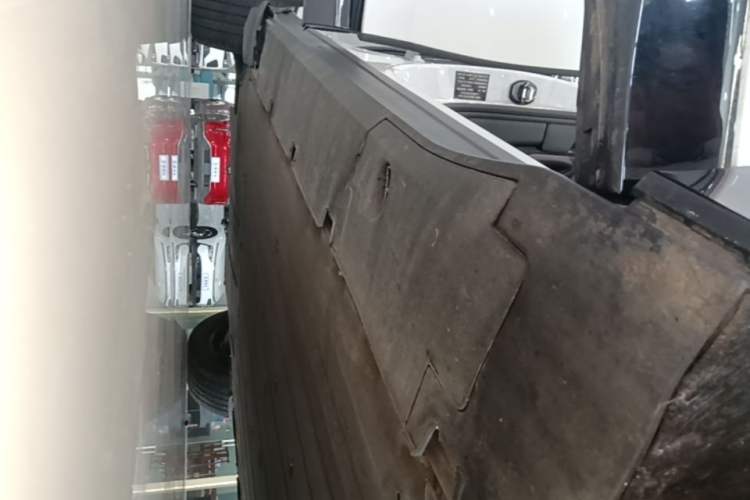 Used XPeng G6 2023 580 Long-Range Pro Right Side Sill