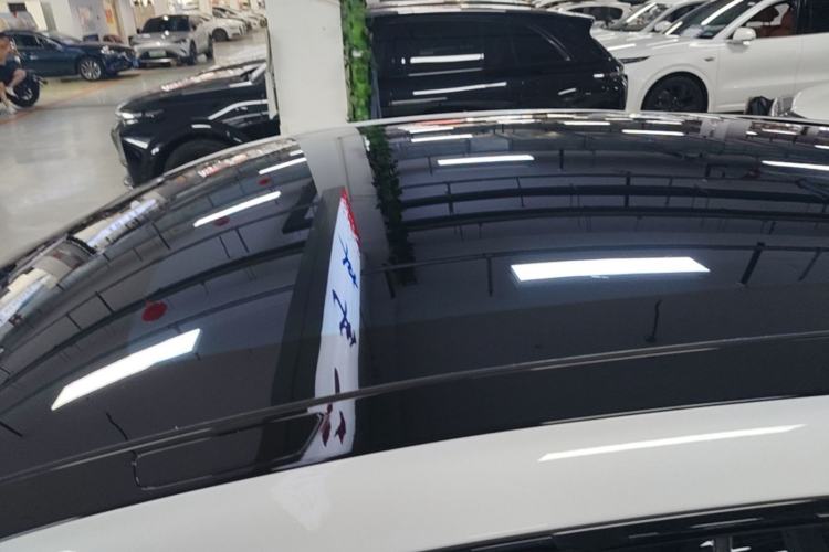 Used XPeng G6 2023 755 Ultra-Long Range Pro Roof