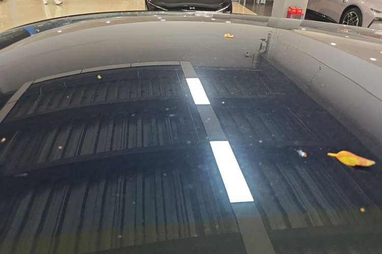 Used XPeng G6 2023 580 Long-Range Pro Roof