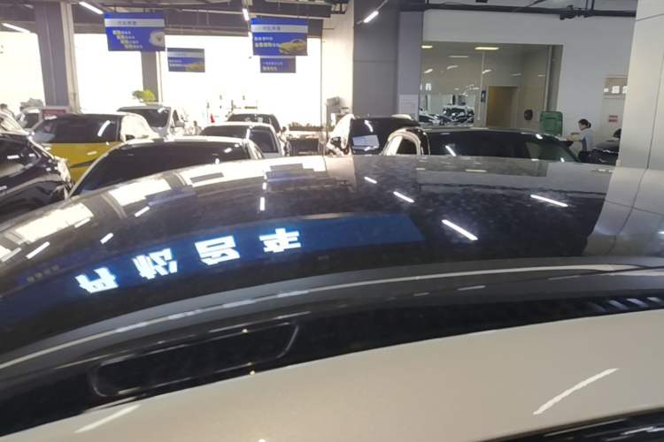 Used XPeng G6 2023 580 Long-Range Max Roof