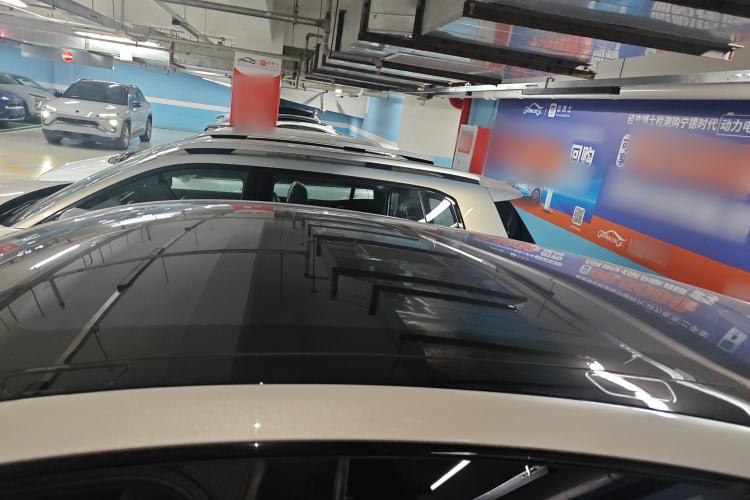 Used XPeng G6 2023 580 Long-Range Max Roof