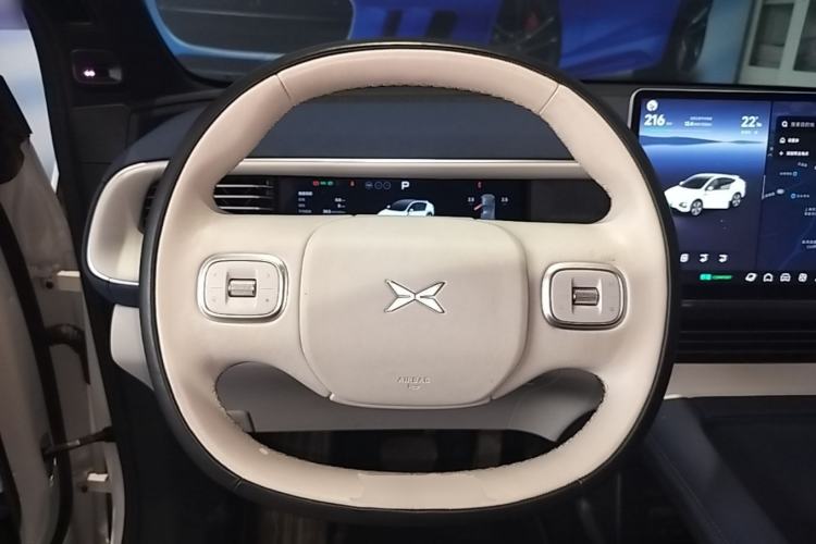 Used XPeng G6 2023 755 Ultra-Long Range Pro Steering Wheel