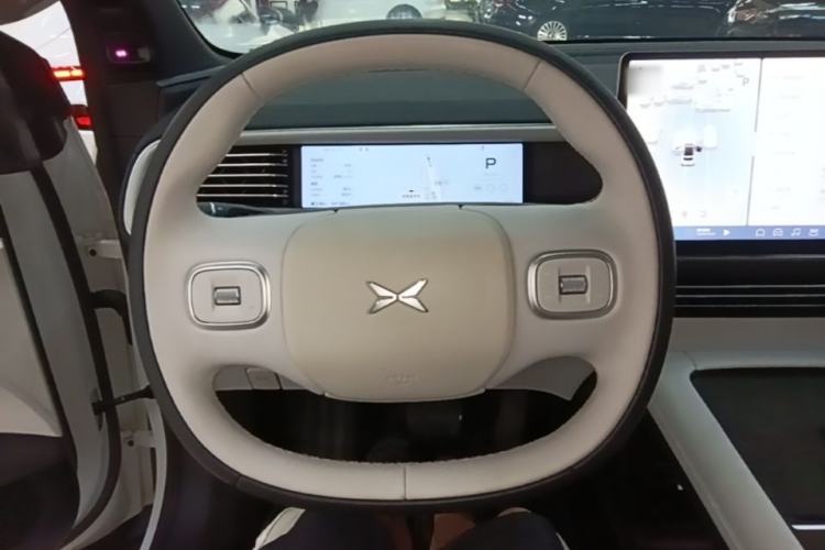 Used XPeng G6 2023 580 Long-Range Pro Steering Wheel