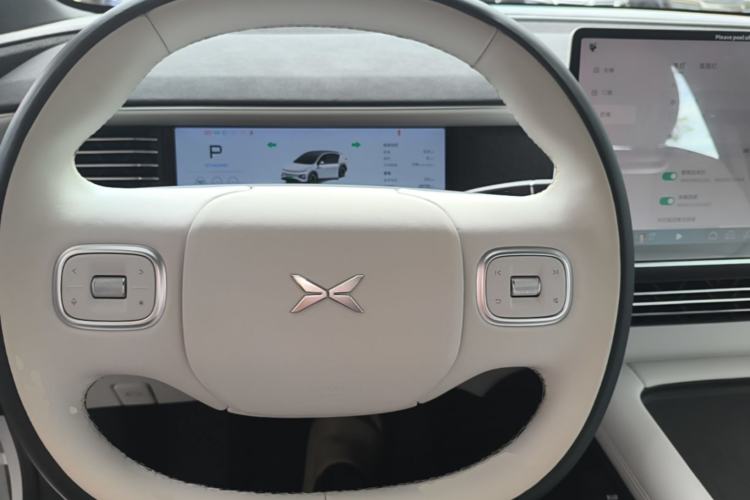 Used XPeng G6 2023 580 Long-Range Pro Steering Wheel