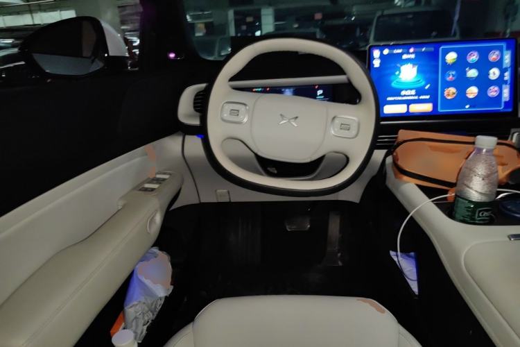 Used XPeng G6 2023 755 Ultra-Long Range Max Steering Wheel