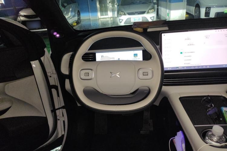 Used XPeng G6 2023 580 Long-Range Pro Steering Wheel