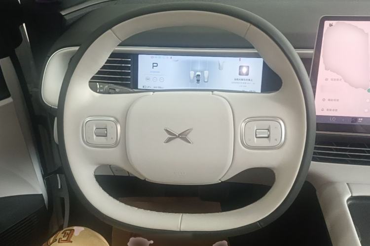 Used XPeng G6 2023 580 Long-Range Pro Steering Wheel