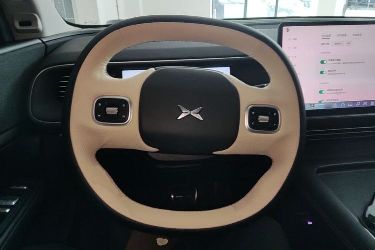 Used XPeng G6 2023 580 Long-Range Pro Steering Wheel