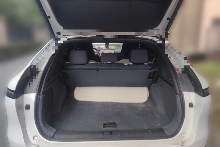 Used XPeng G6 2023 580 Long-Range Pro Trunk