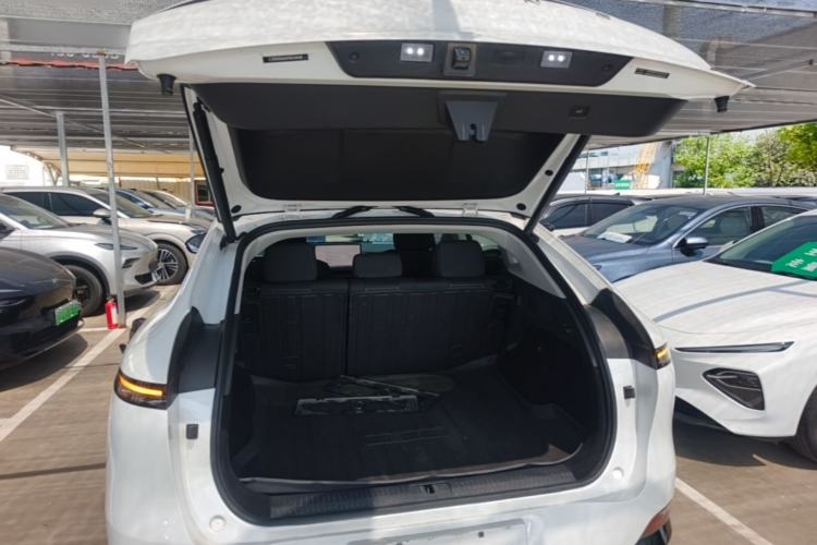 Used XPeng G6 2023 755 Ultra-Long Range Pro Trunk