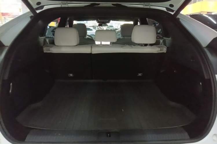 Used XPeng G6 2023 580 Long-Range Pro Trunk