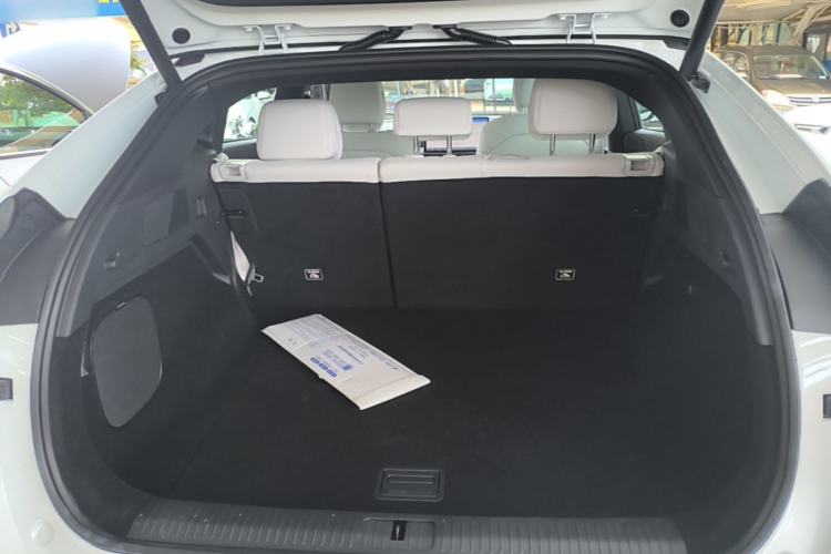 Used XPeng G6 2023 580 Long-Range Pro Trunk