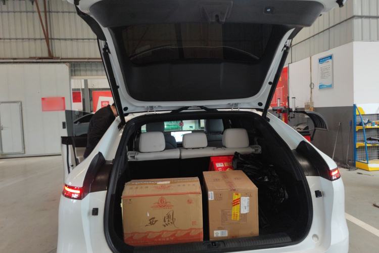 Used XPeng G6 2023 580 Long-Range Max Trunk