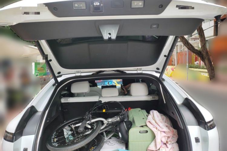 Used XPeng G6 2023 755 Ultra-Long Range Max Trunk