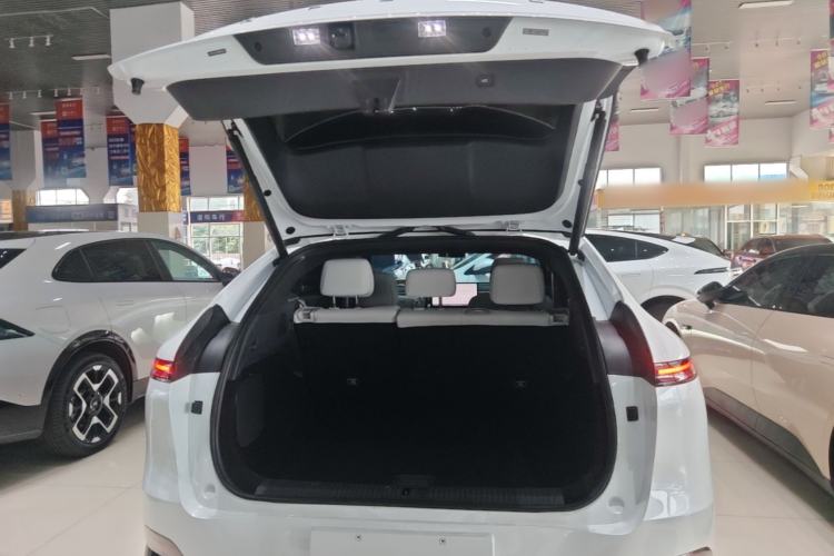 Used XPeng G6 2023 580 Long-Range Max Trunk