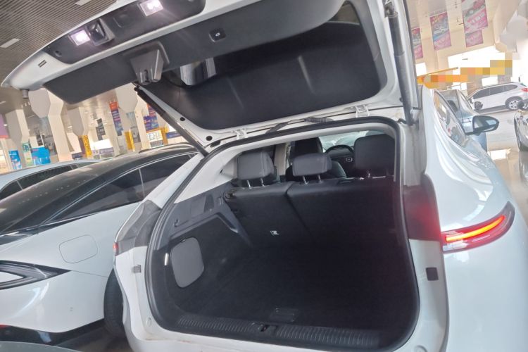 Used XPeng G6 2023 580 Long-Range Pro Trunk
