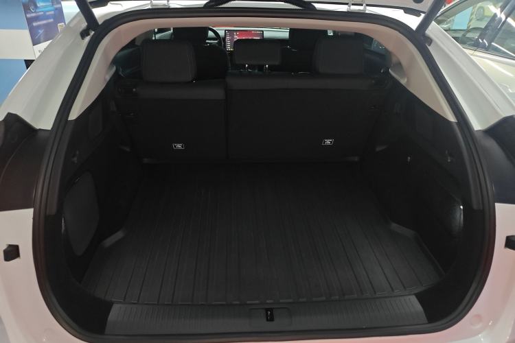 Used XPeng G6 2023 580 Long-Range Max Trunk