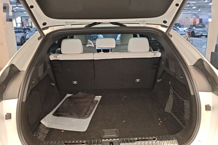 Used XPeng G6 2023 755 Ultra-Long Range Max Trunk