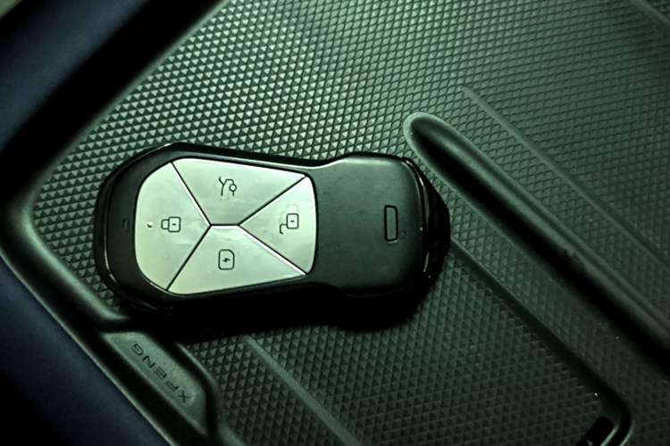 Used XPeng G6 2023 580 Long-Range Max Vehicle Key