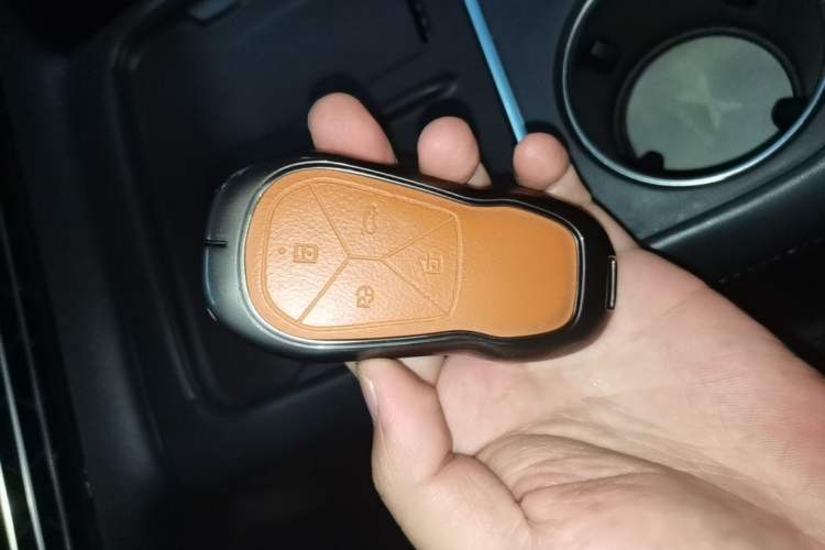 Used XPeng G6 2023 580 Long-Range Pro Vehicle Key