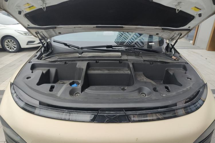 Used XPeng G6 2023 580 Long-Range Pro Engine Bay