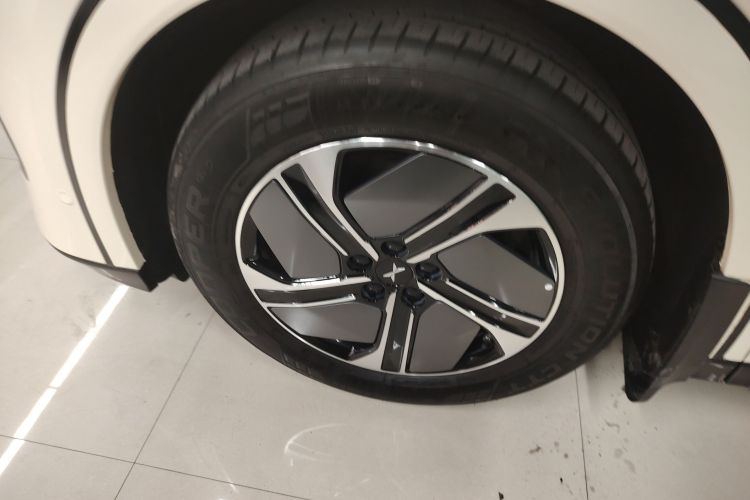 Used XPeng G6 2023 580 Long-Range Pro Exterior 4