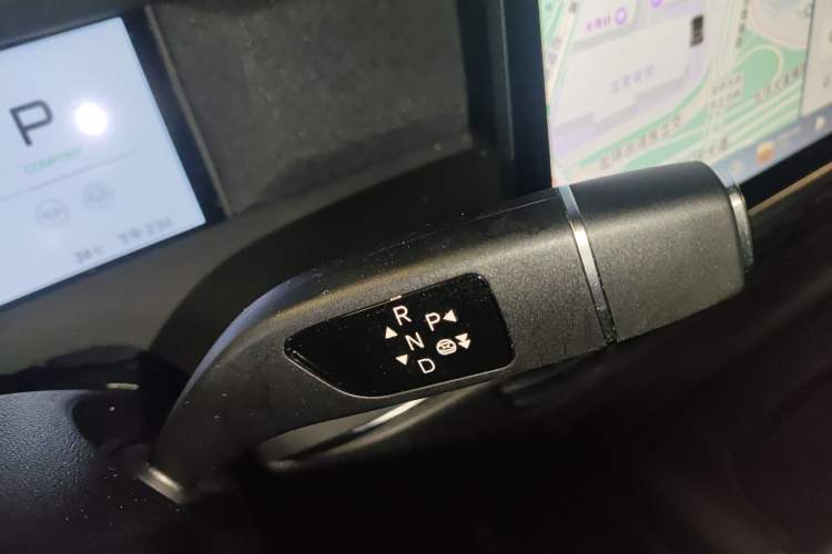 Used XPeng G6 2023 580 Long-Range Pro Gear Lever