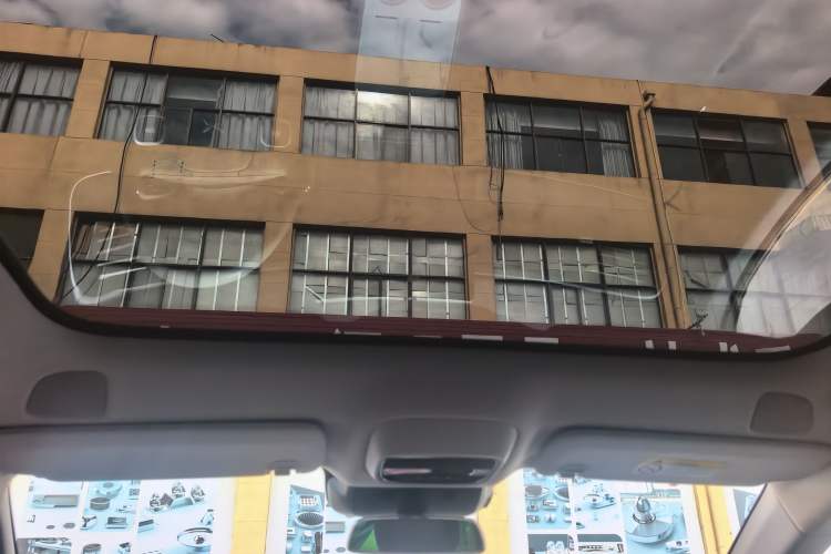 Used XPeng G6 2023 580 Long-Range Pro Headliner