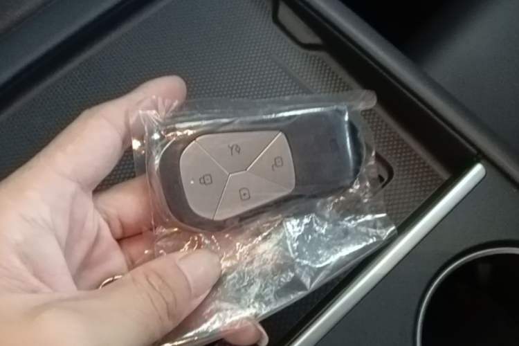 Used XPeng G6 2023 580 Long-Range Pro Interior 1
