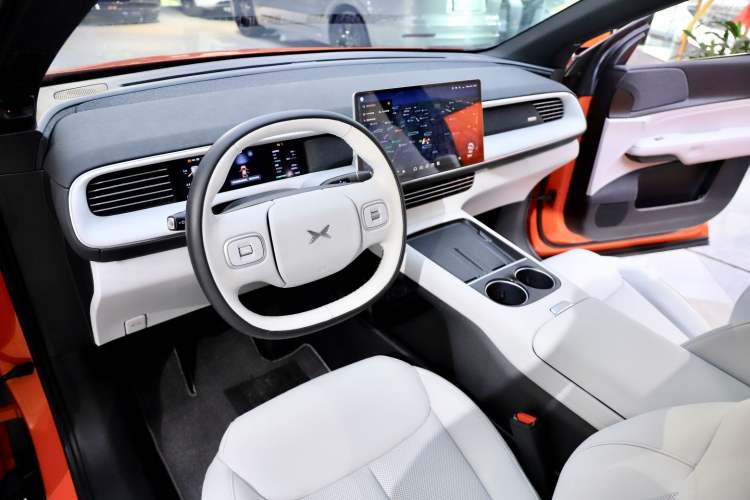 Used XPeng G6 2023 755 Ultra-Long Range Pro Interior 1