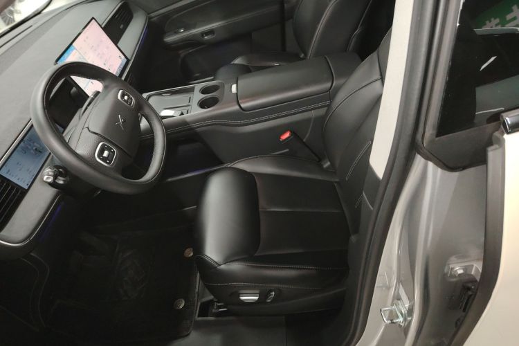 Used XPeng G6 2023 580 Long-Range Pro Left Front Seat