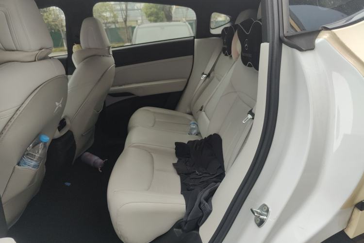 Used XPeng G6 2023 580 Long-Range Pro Left Rear Seat