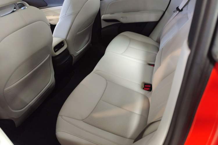 Used XPeng G6 2023 755 Ultra-Long Range Max Left Rear Seat