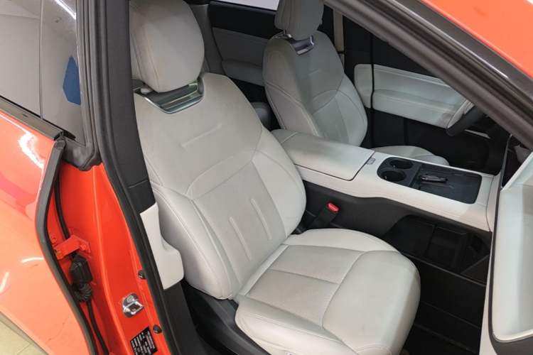 Used XPeng G6 2023 580 Long-Range Pro Right Front Seat