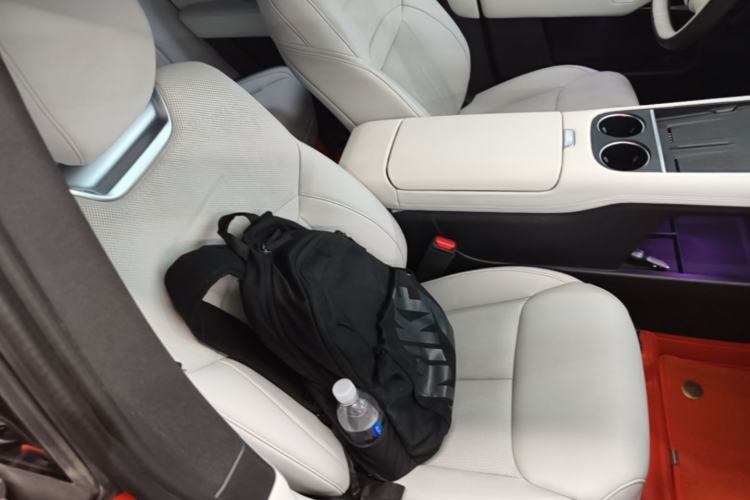 Used XPeng G6 2023 580 Long-Range Pro Right Front Seat