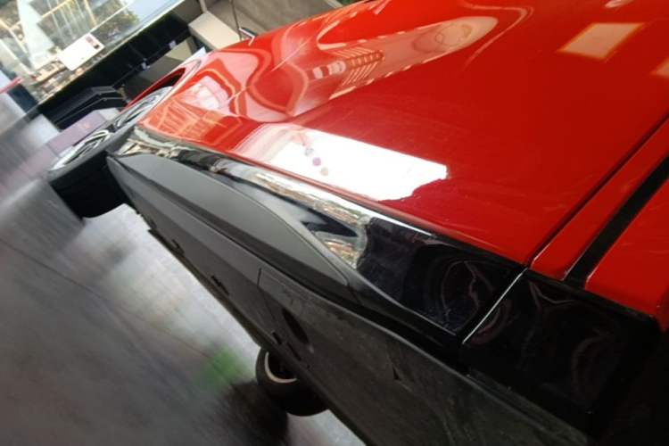 Used XPeng G6 2023 580 Long-Range Pro Right Side Sill