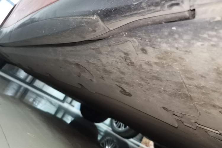 Used XPeng G6 2023 580 Long-Range Pro Right Side Sill