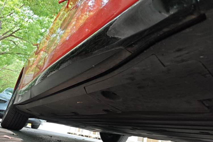 Used XPeng G6 2023 580 Long-Range Pro Right Side Sill