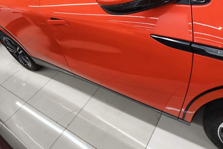Used XPeng G6 2023 580 Long-Range Pro Right Side Sill