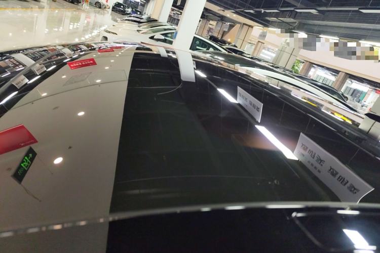 Used XPeng G6 2023 755 Ultra-Long Range Max Roof