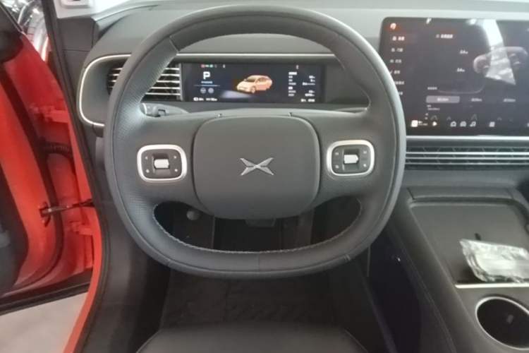 Used XPeng G6 2023 580 Long-Range Pro Steering Wheel