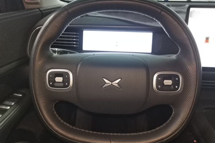 Used XPeng G6 2023 580 Long-Range Pro Steering Wheel